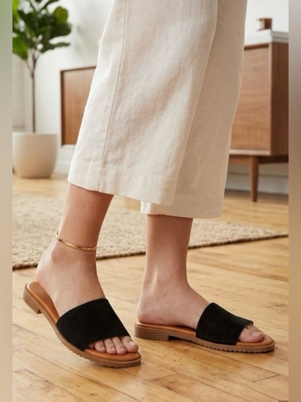 Nordstrom Treasure&Bond black & orange leather slides, synthetic flat heel, 7.5